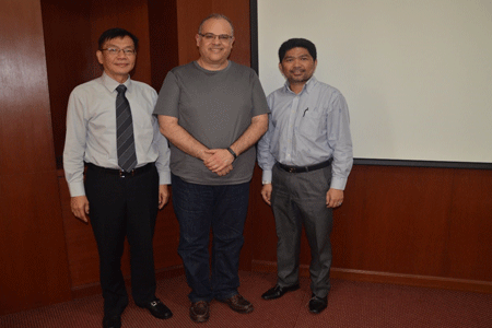 From left: Prof. Dr. Bujang Kim Huat, Dean of SGS, Prof. Dr. G.Arturo Sanchez-Azofeifa from University of Alberta, Canada and Prof. Dr. Mohd Basyaruddin Abd. Rahman from UPM during a meeting on collaboration programme between UPM and University of Alberta